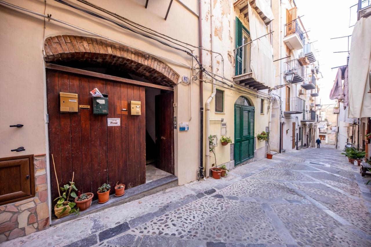 La Stalla チェファル エクステリア 写真