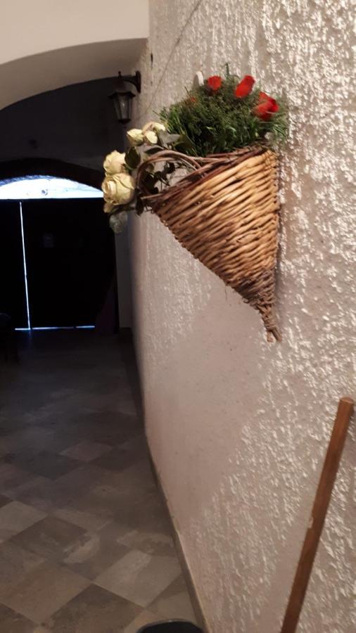La Stalla チェファル エクステリア 写真
